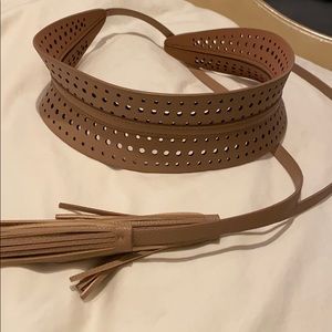 BCBG front tie tassel belt XS/S